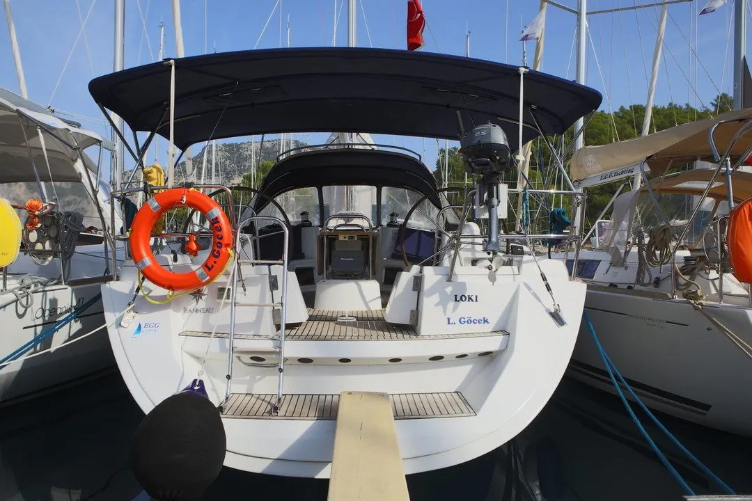 Marmaris Kiralık Jeanneau Sun Odyssey 44i 13.75m  - Fotoğraf 3