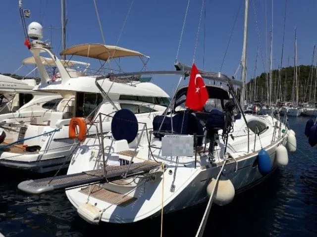 Charter a 15.07m 3 Cabin Sailing Yacht in Marmaris - Fotoğraf 3