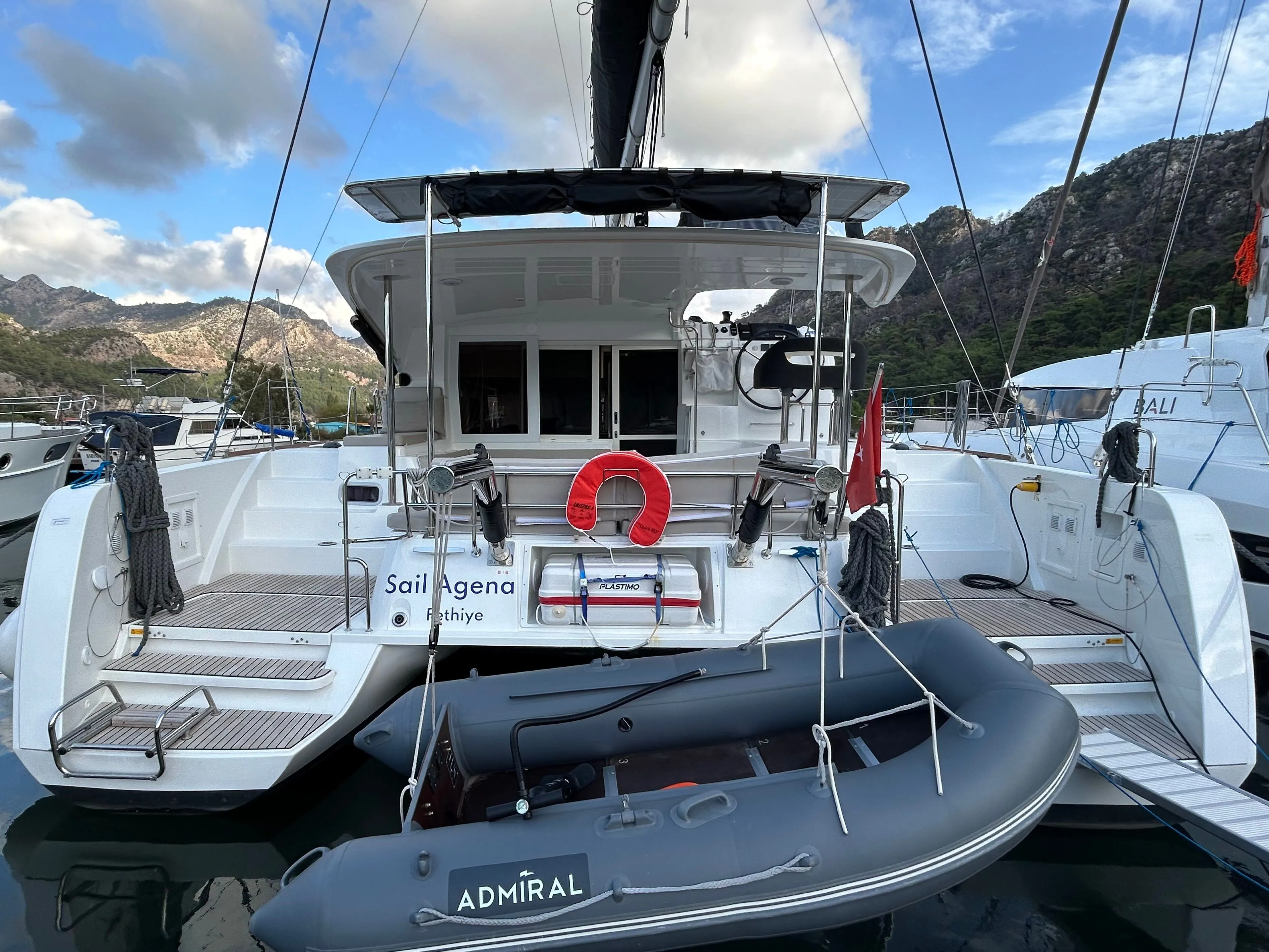 11.74m Orhaniye Lagoon 40 Catamaran Hire - Fotoğraf 1