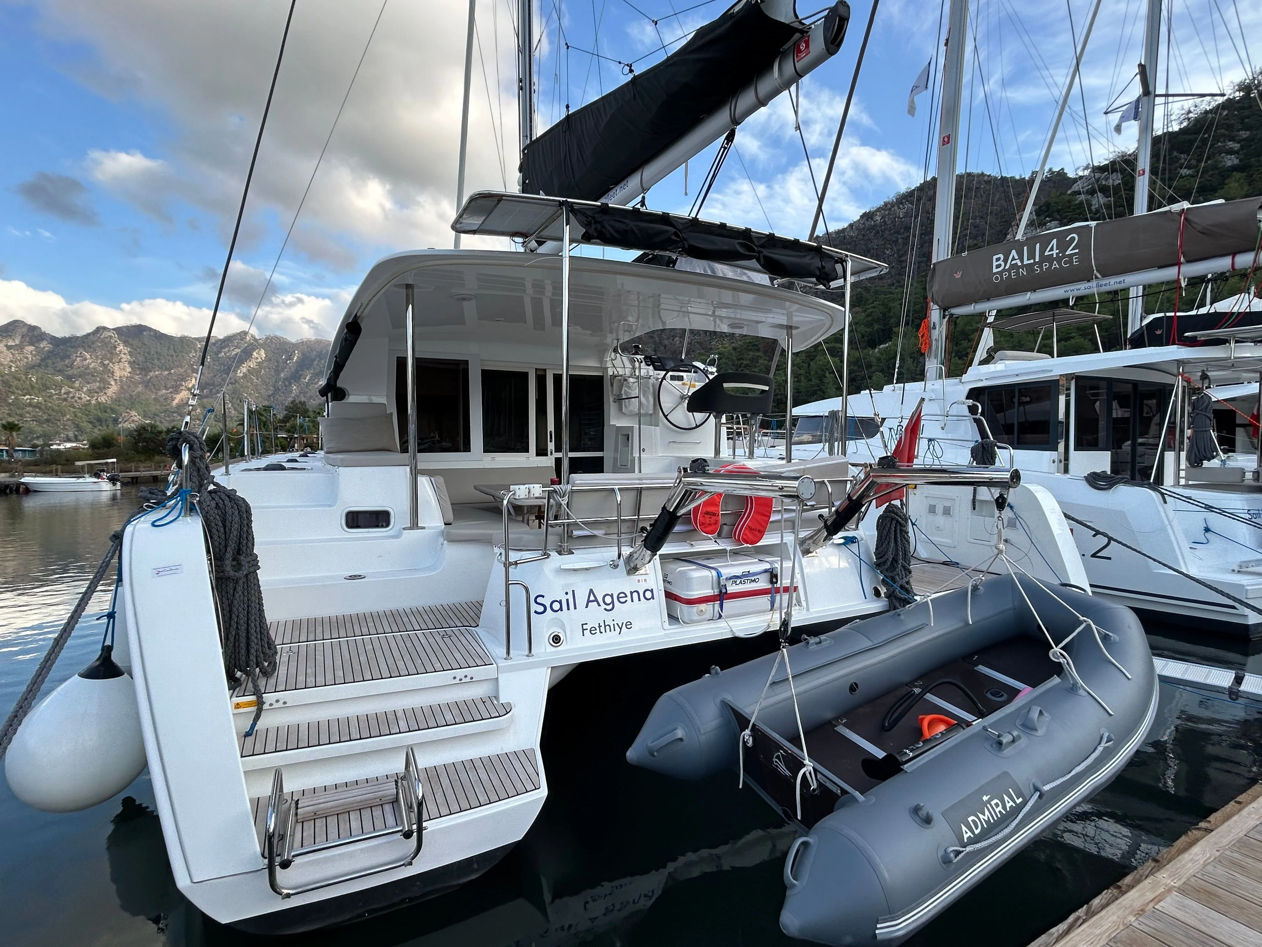 11.74m Orhaniye Lagoon 40 Catamaran Hire - Fotoğraf 3
