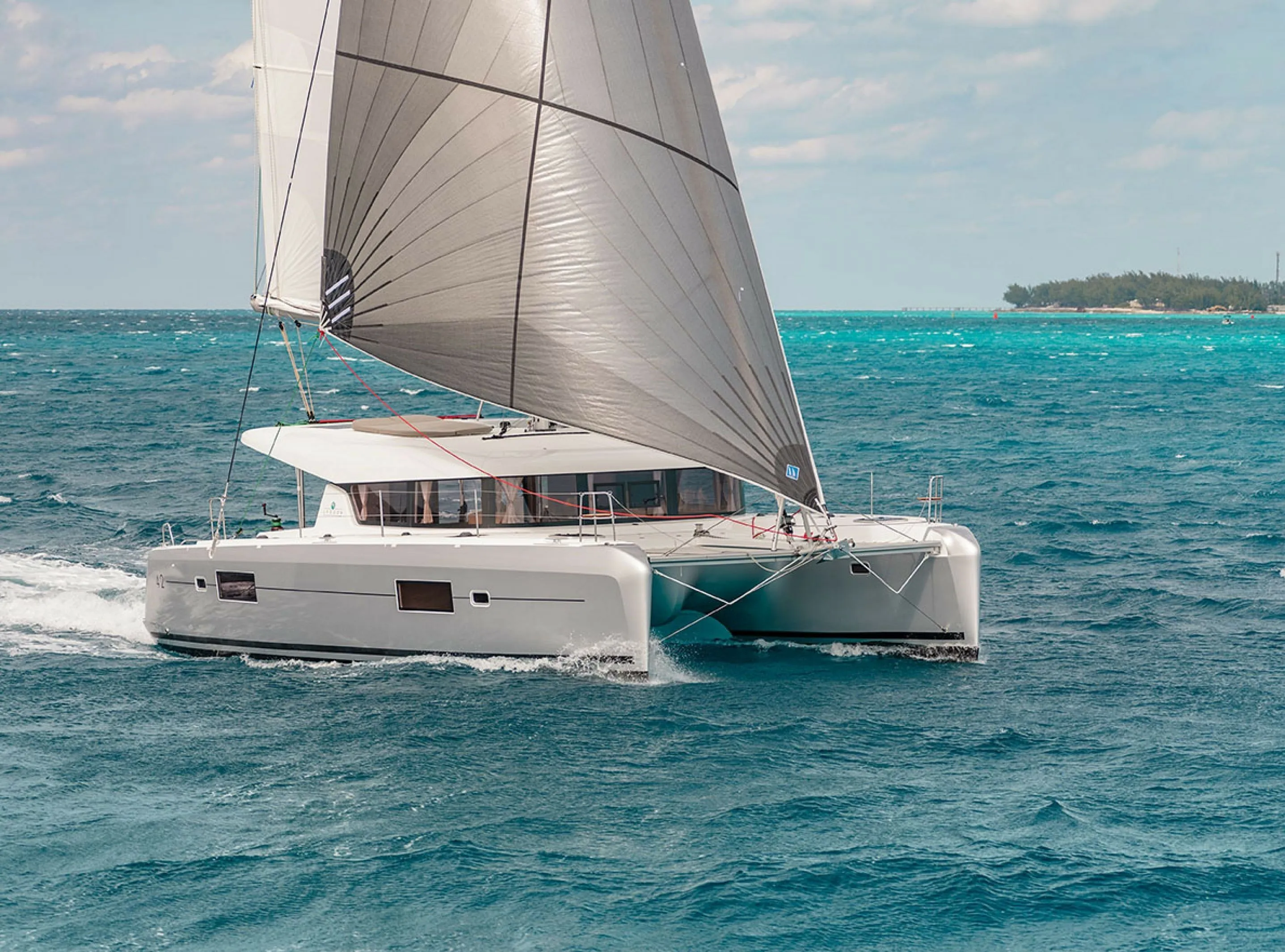 Rent a 12.8m 6 Cabin Catamaran in Göcek - Fotoğraf 3