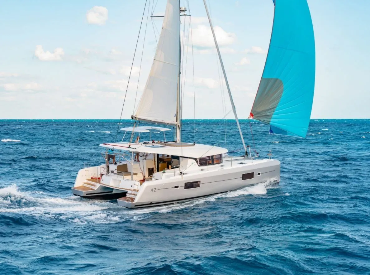 Sail Proteus 42: Komfort & Stil auf See - Fotoğraf 3