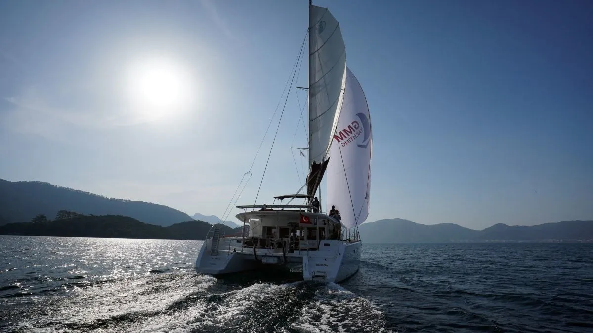 Marmaris Kiralık Lagoon 450 F 13.96m Katamaran - Fotoğraf 3