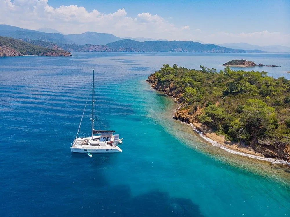 Rent a 15.24m Lagoon 500 Catamaran in Fethiye - Fotoğraf 3