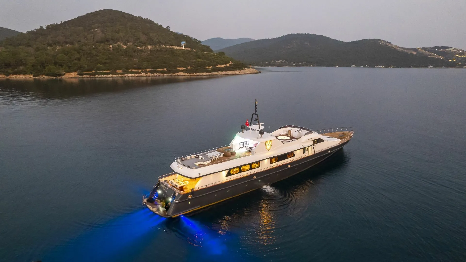 Bodrum Kiralık Lurssen 144 50m  - Fotoğraf 2
