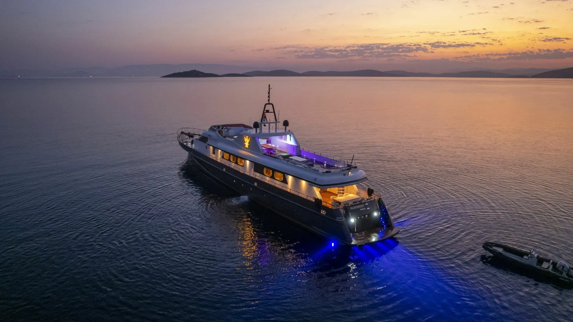 Bodrum Kiralık Lurssen 144 50m  - Fotoğraf 4