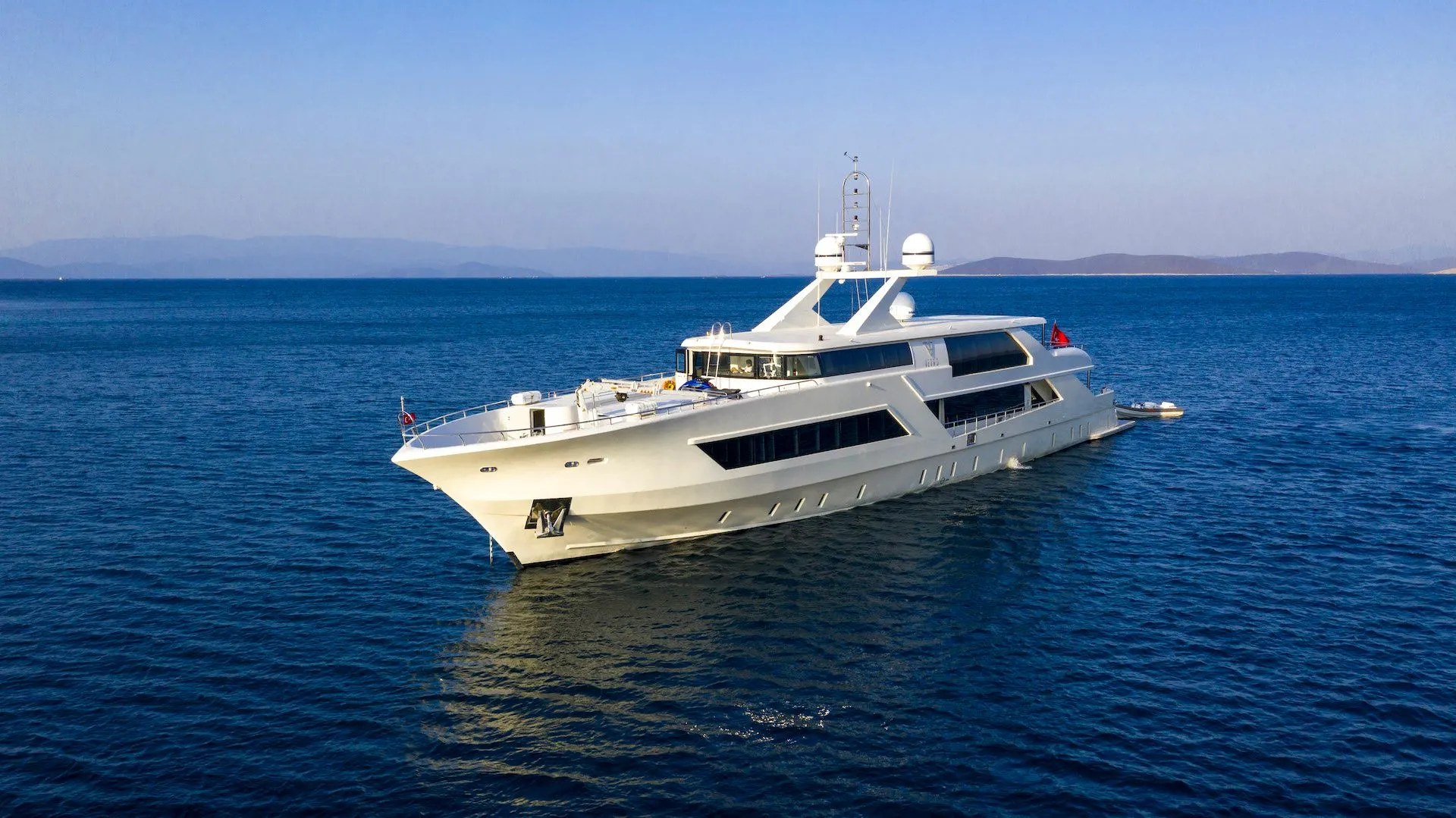 Rent a 49m Motor Yacht in Marmaris - Fotoğraf 1