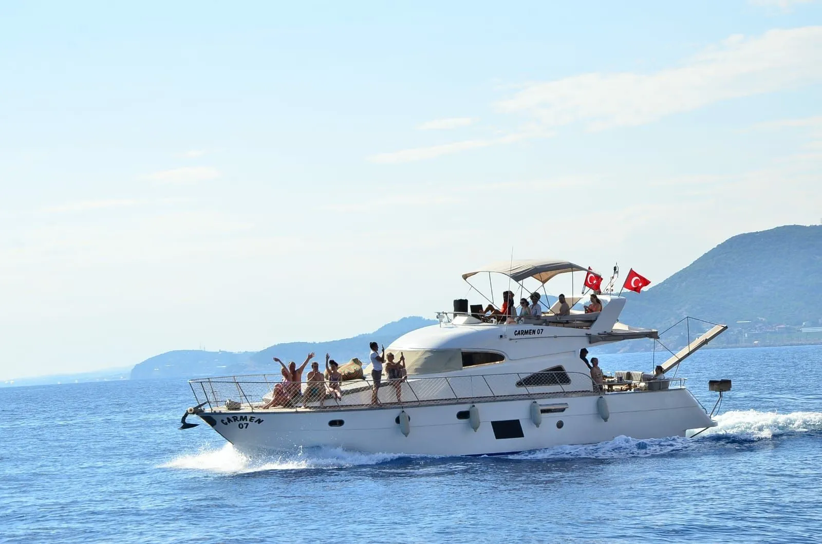 Carmen 07: Konforlu 16m Motor-Yacht Alanya'da - Fotoğraf 1