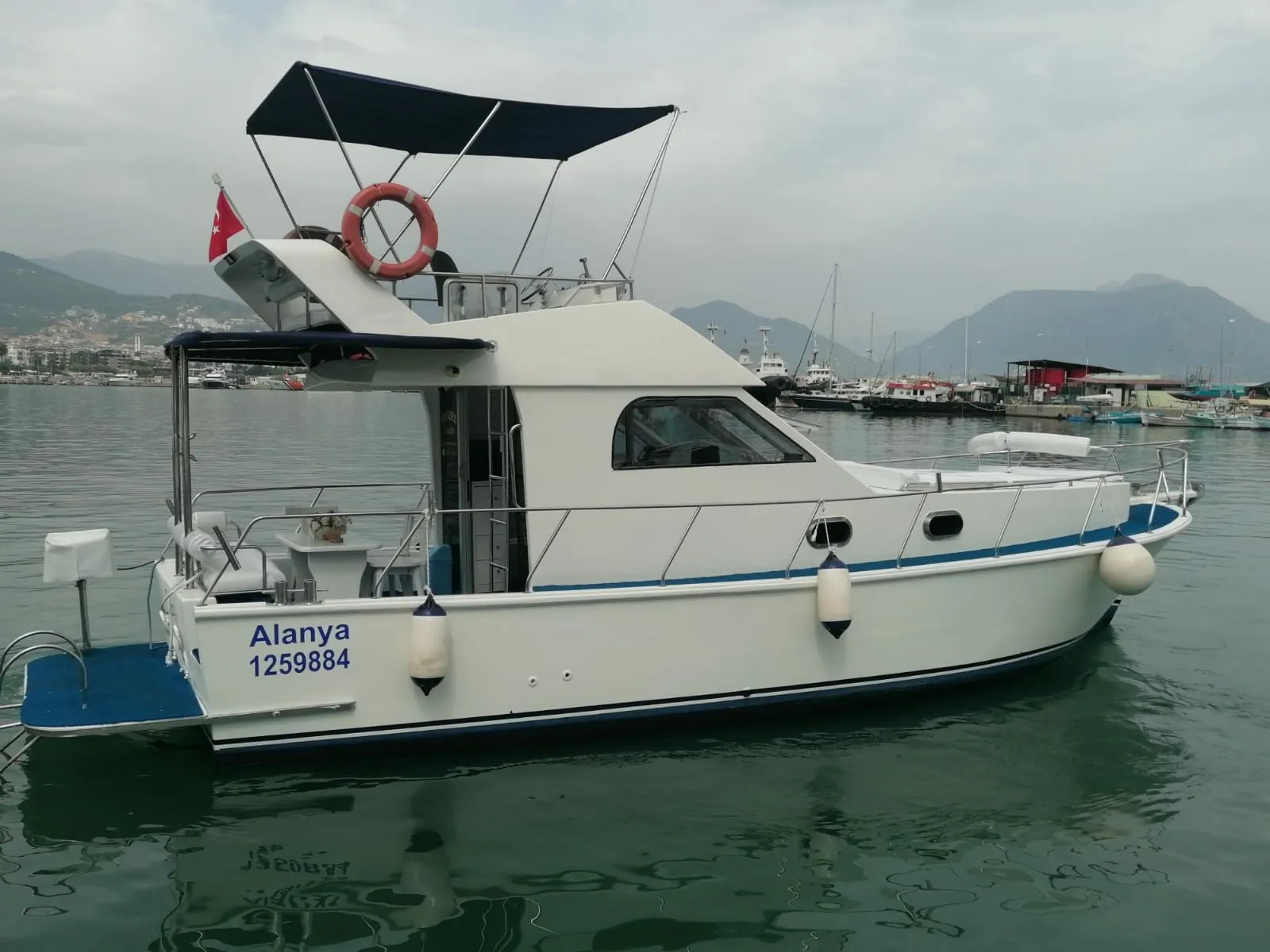 Zerre: Flybridge'li 6 Kişilik Tatil - Fotoğraf 1