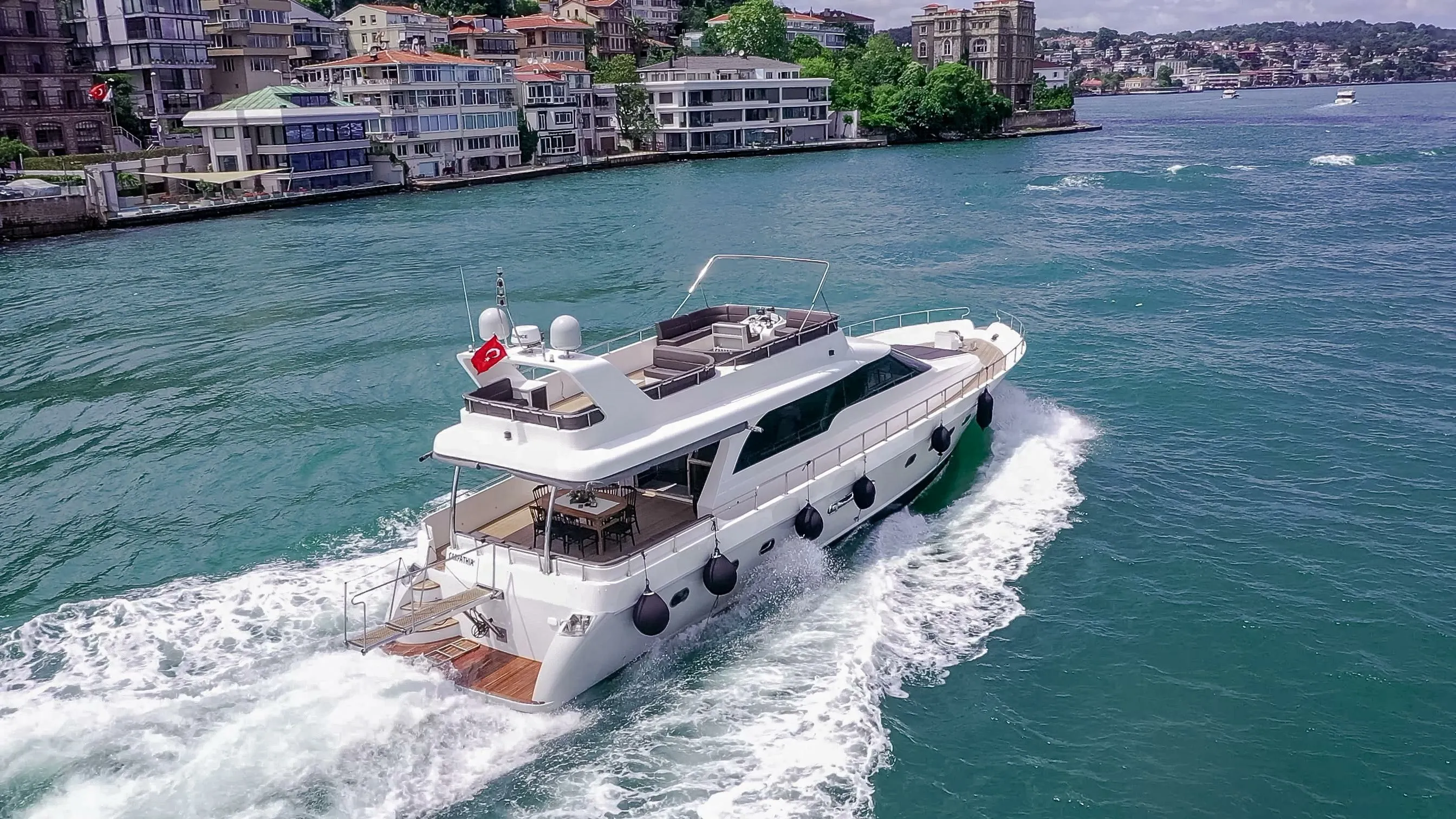 İstanbul Kiralık 23m Tekne - Fotoğraf 1