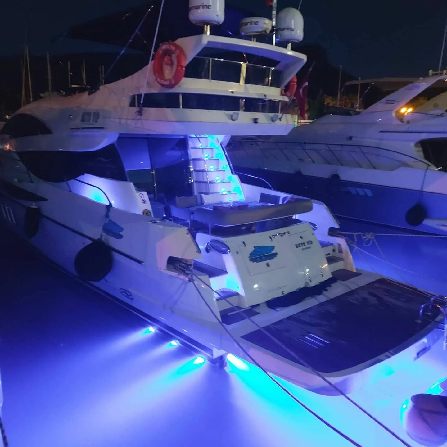 Beys Vip: 3 Kabin, Flybridge ve Klima Konforu - Fotoğraf 5