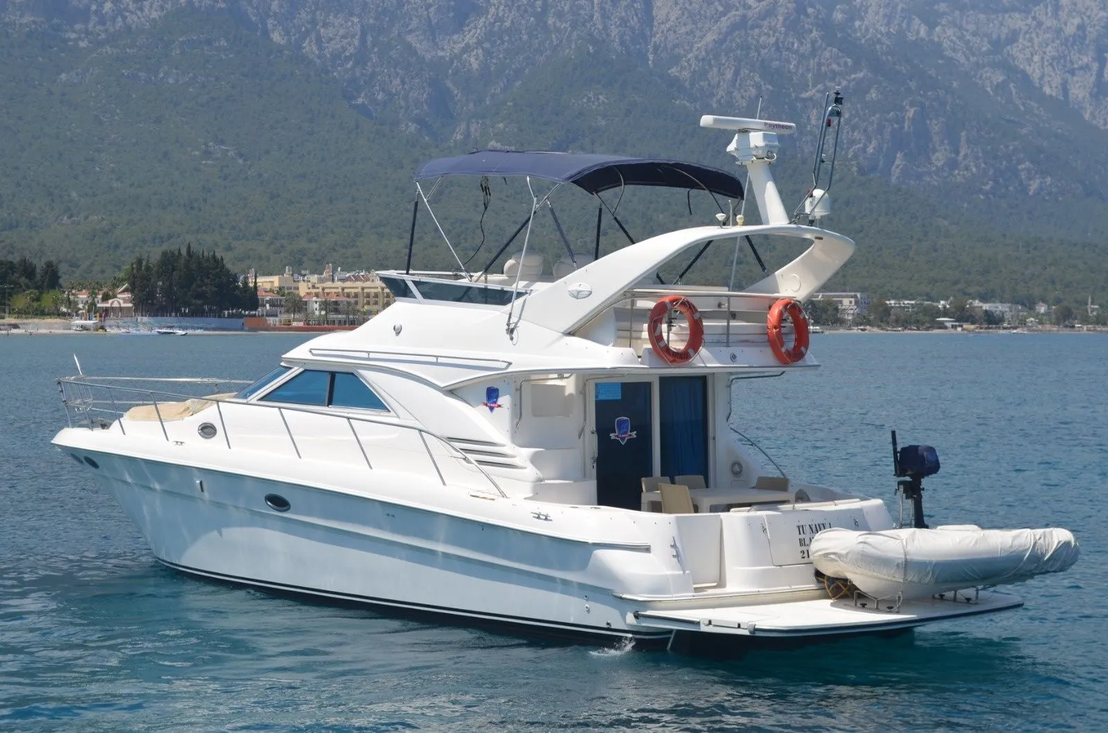 Tu Navy 1: Konforlu 15m Motor-Yacht Kemer'de - Fotoğraf 4
