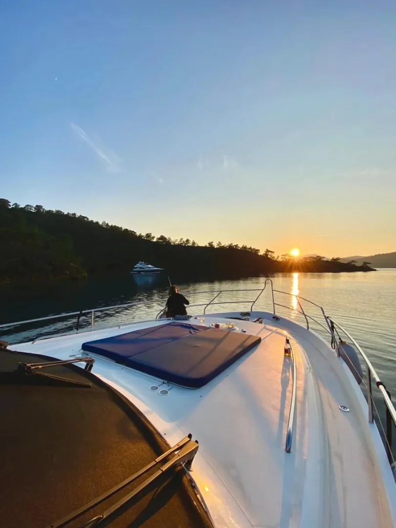 Queen S Princess 61 Göcek'te Lüks Motor-Yacht - Fotoğraf 3