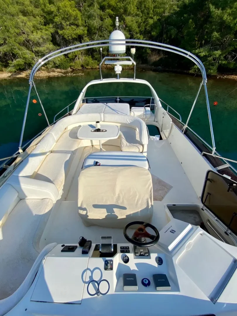 Queen S Princess 61 Göcek'te Lüks Motor-Yacht - Fotoğraf 4