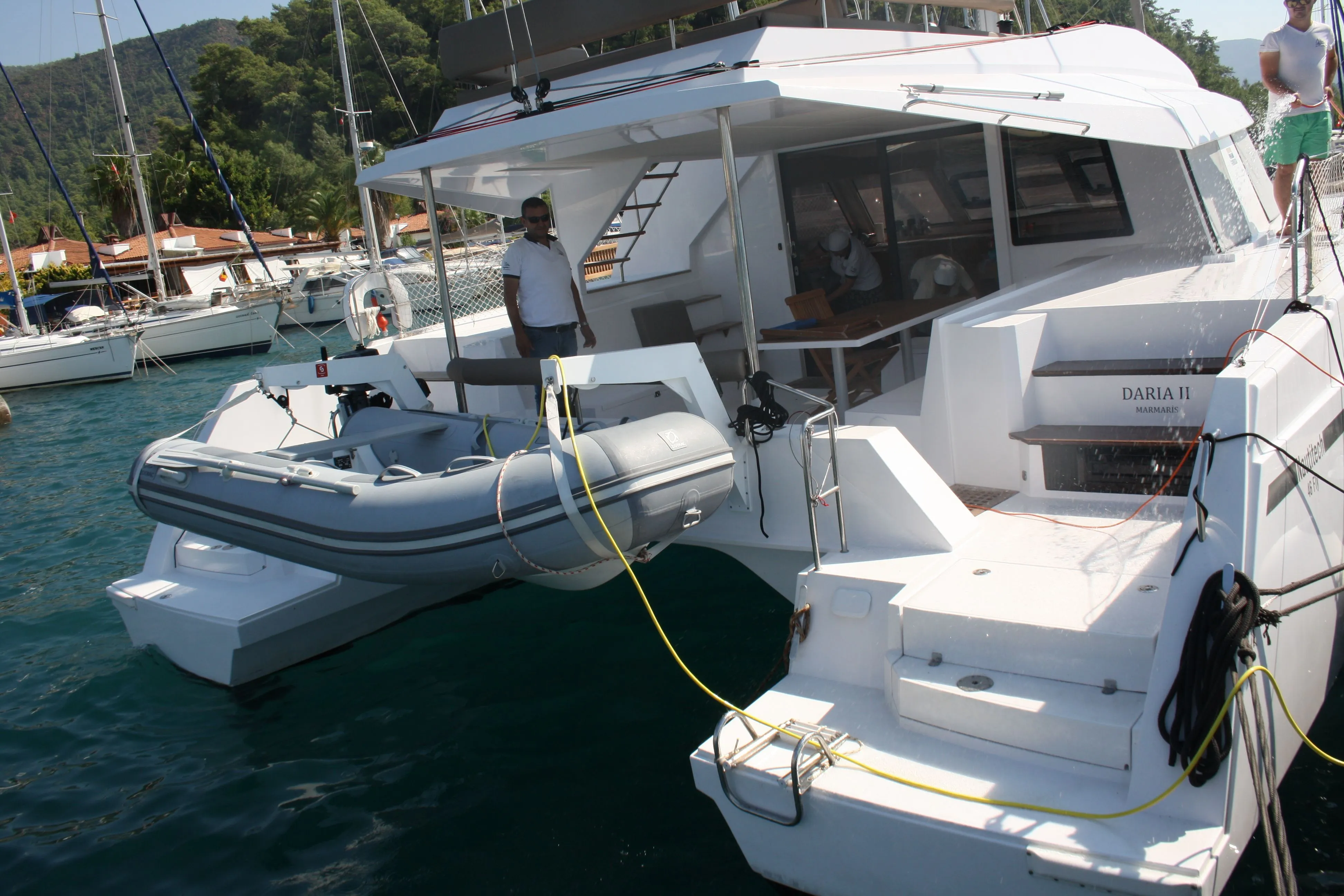 Rent a 13.71m Nautitech 46 Fly in Marmaris - Fotoğraf 3