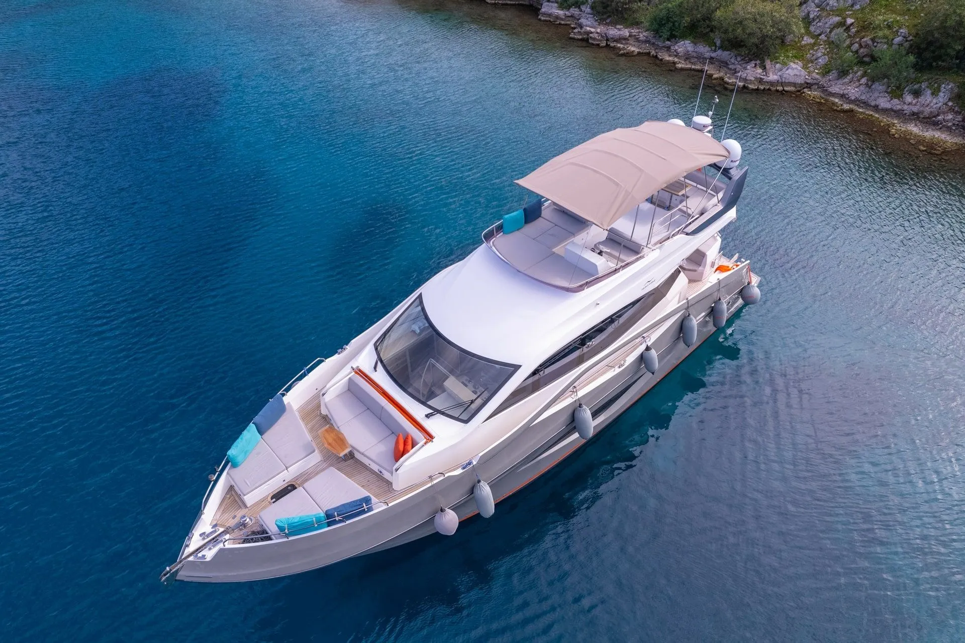 Göcek Kiralık 3 Kabinli 19.16m Motoryat - Fotoğraf 4