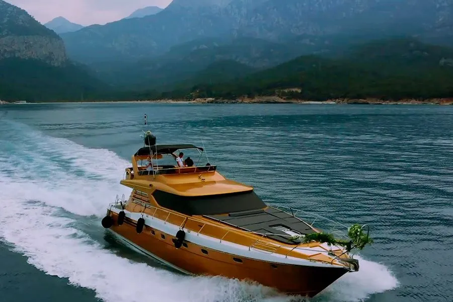 Antalya Kiralık Princess 66 23m Motoryat - Fotoğraf 4