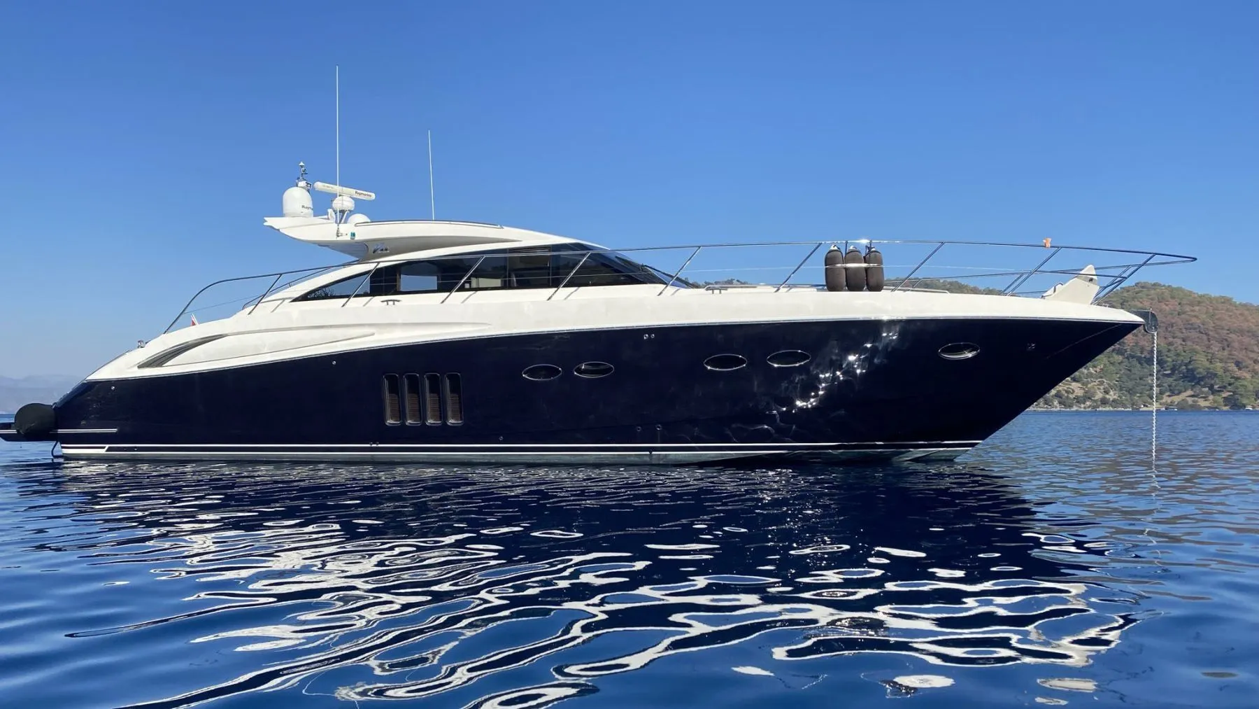 Исследуйте Гёчек на арендованном Princess V62 длиной 19.4м - Fotoğraf 3
