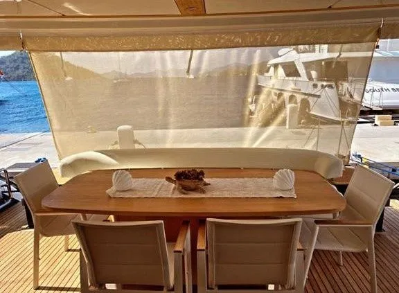 26m Göcek 4 Cabin Motor Yacht Hire - Fotoğraf 5