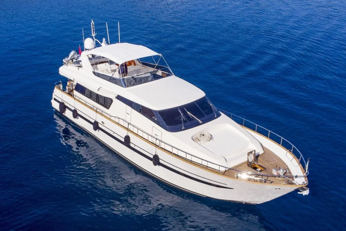 Rent a 22.8m Motor Yacht Sanlorenzo 72 in Göcek - Fotoğraf 5