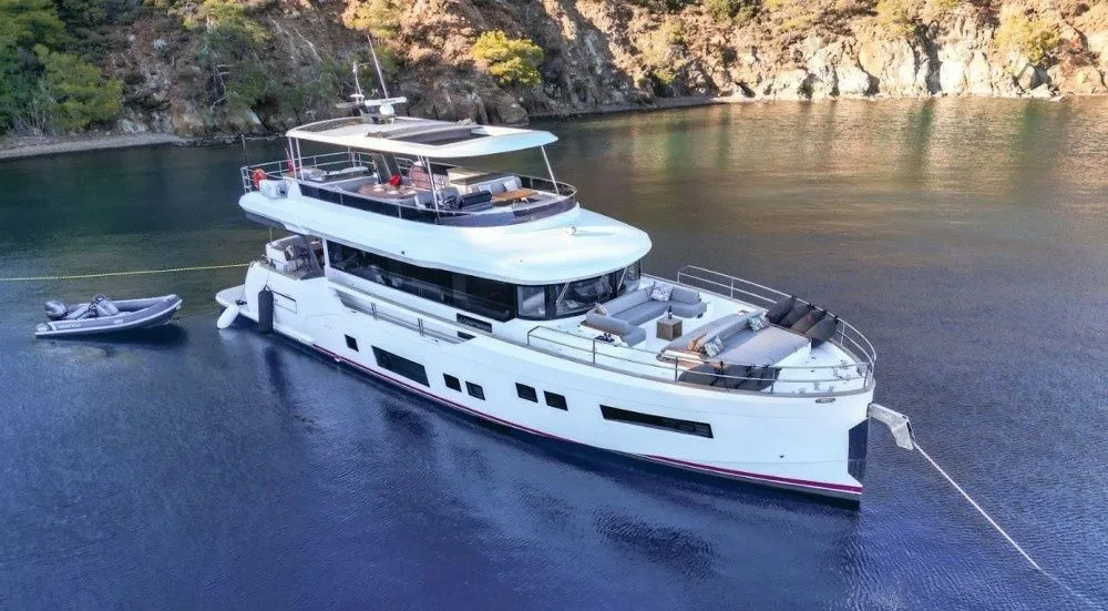 La Luna 68: Комфорт и стиль на воде - Fotoğraf 1