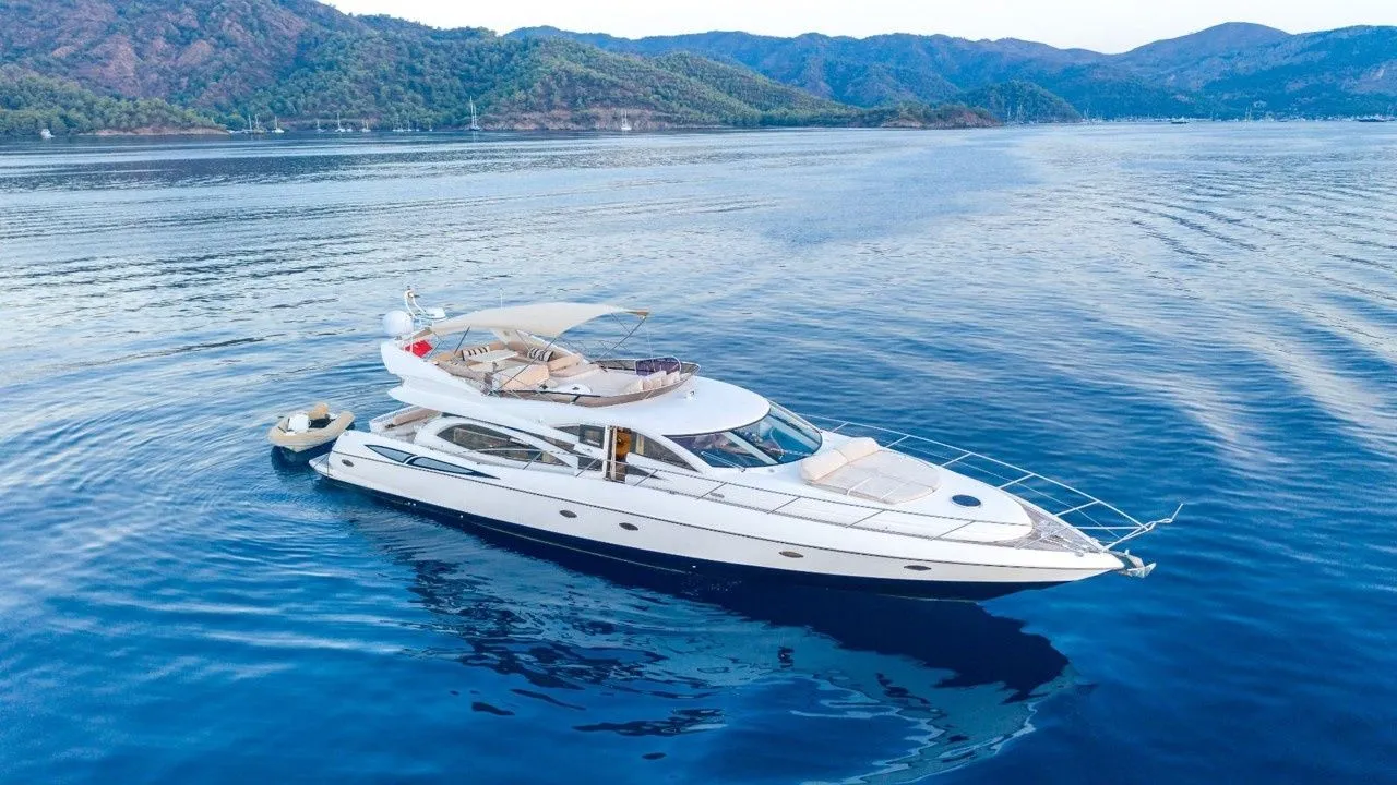 Explore Göcek on a 21m Rental Sunseeker Manhattan 64 - Fotoğraf 1