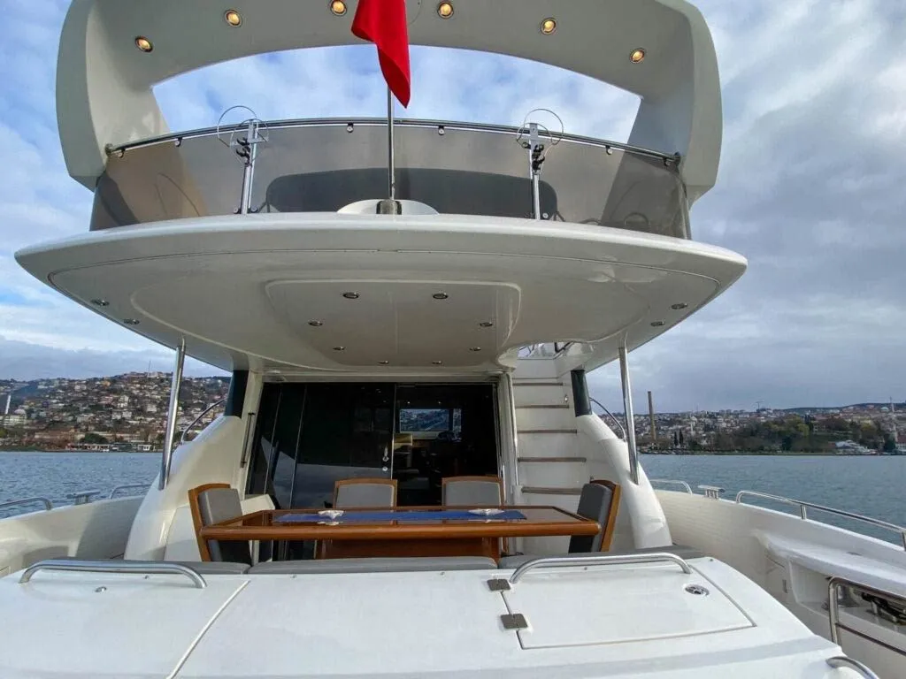 Charter a 23m Sunseeker Manhattan 74 Motor Yacht in Bodrum - Fotoğraf 5