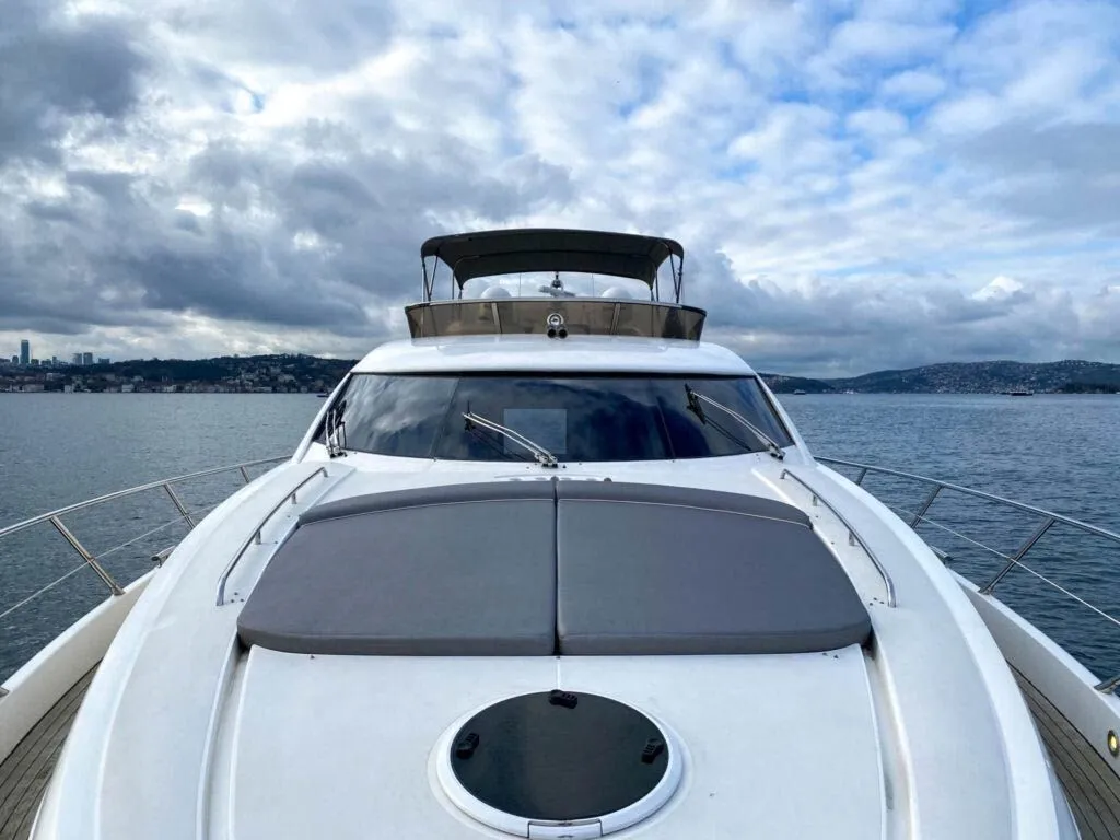 Charter a 23m Sunseeker Manhattan 74 Motor Yacht in Bodrum - Fotoğraf 4