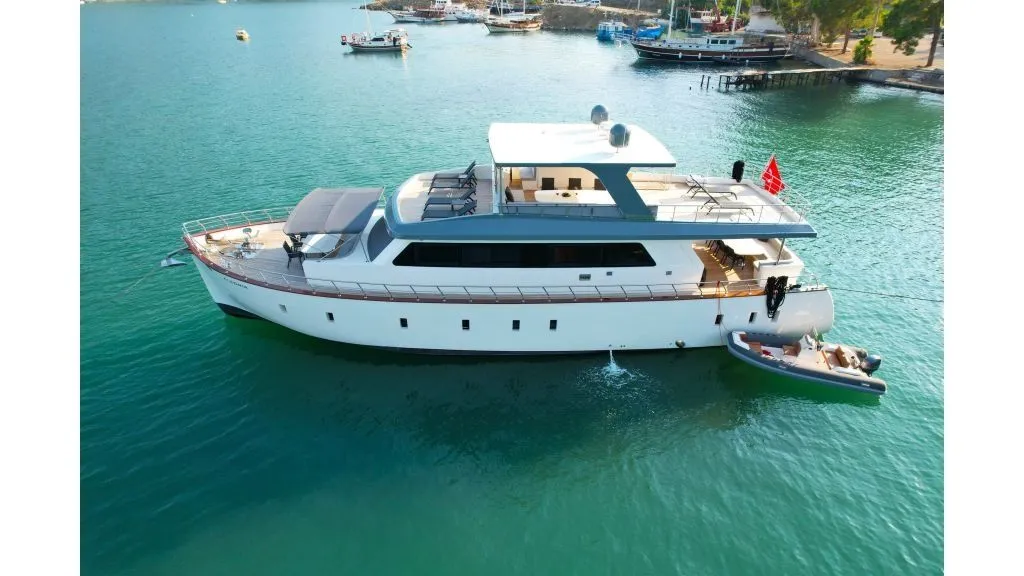 Charter a 24m Motor Yacht Trawler 24 in Göcek - Fotoğraf 5