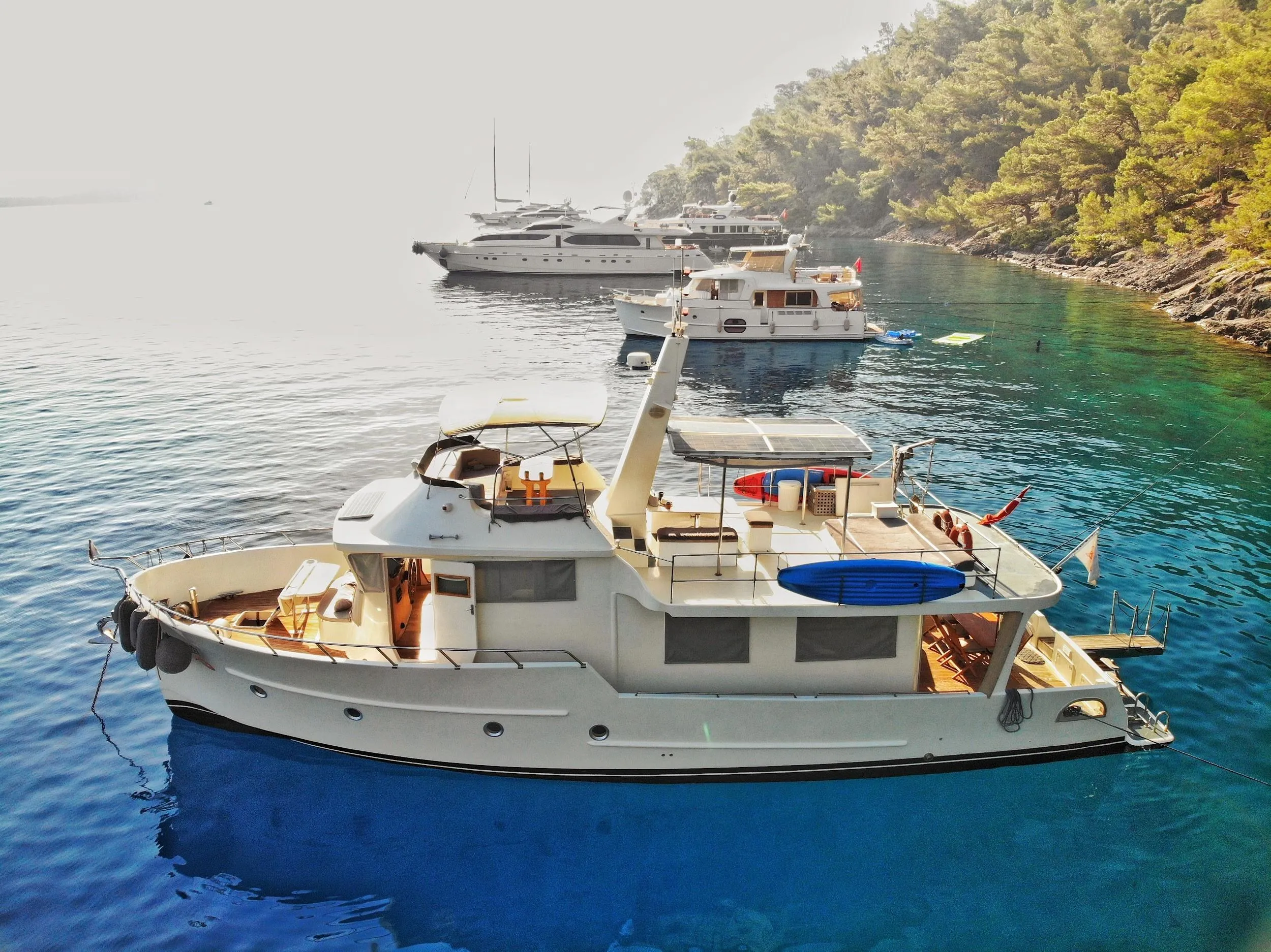 Göcek 16m Kiralık Motoryat Trawler 24 - Fotoğraf 3