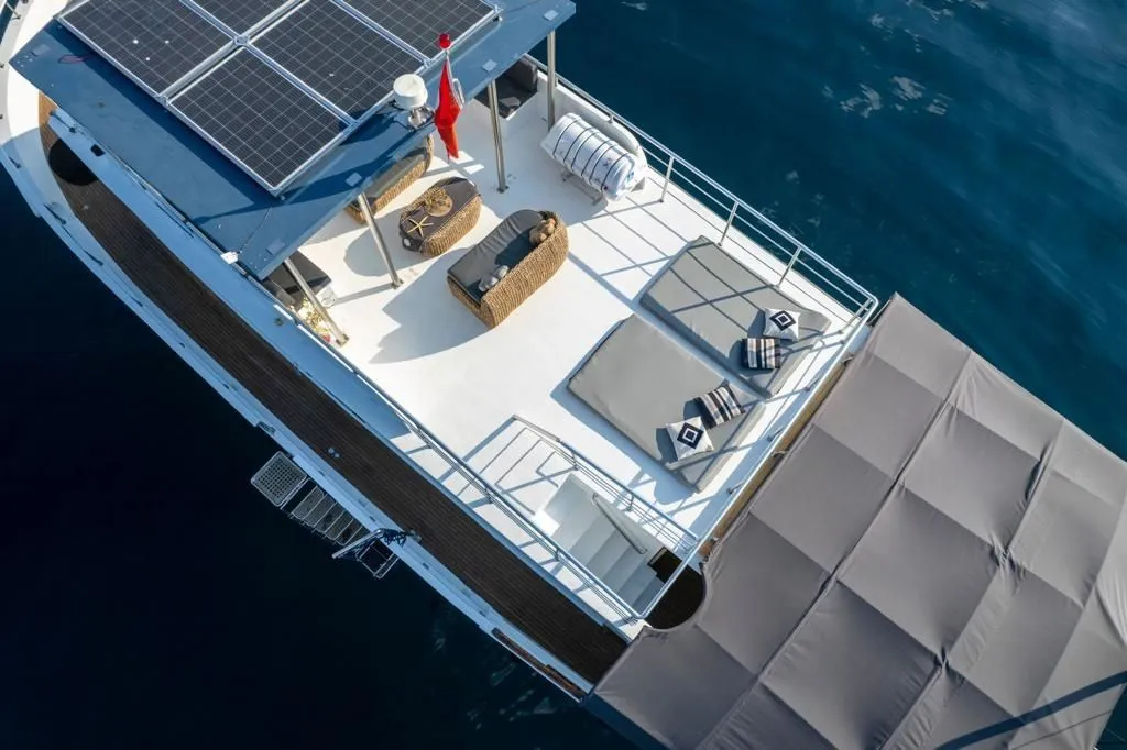 24m Bodrum Trawler 24 Motor Yacht Hire - Fotoğraf 4
