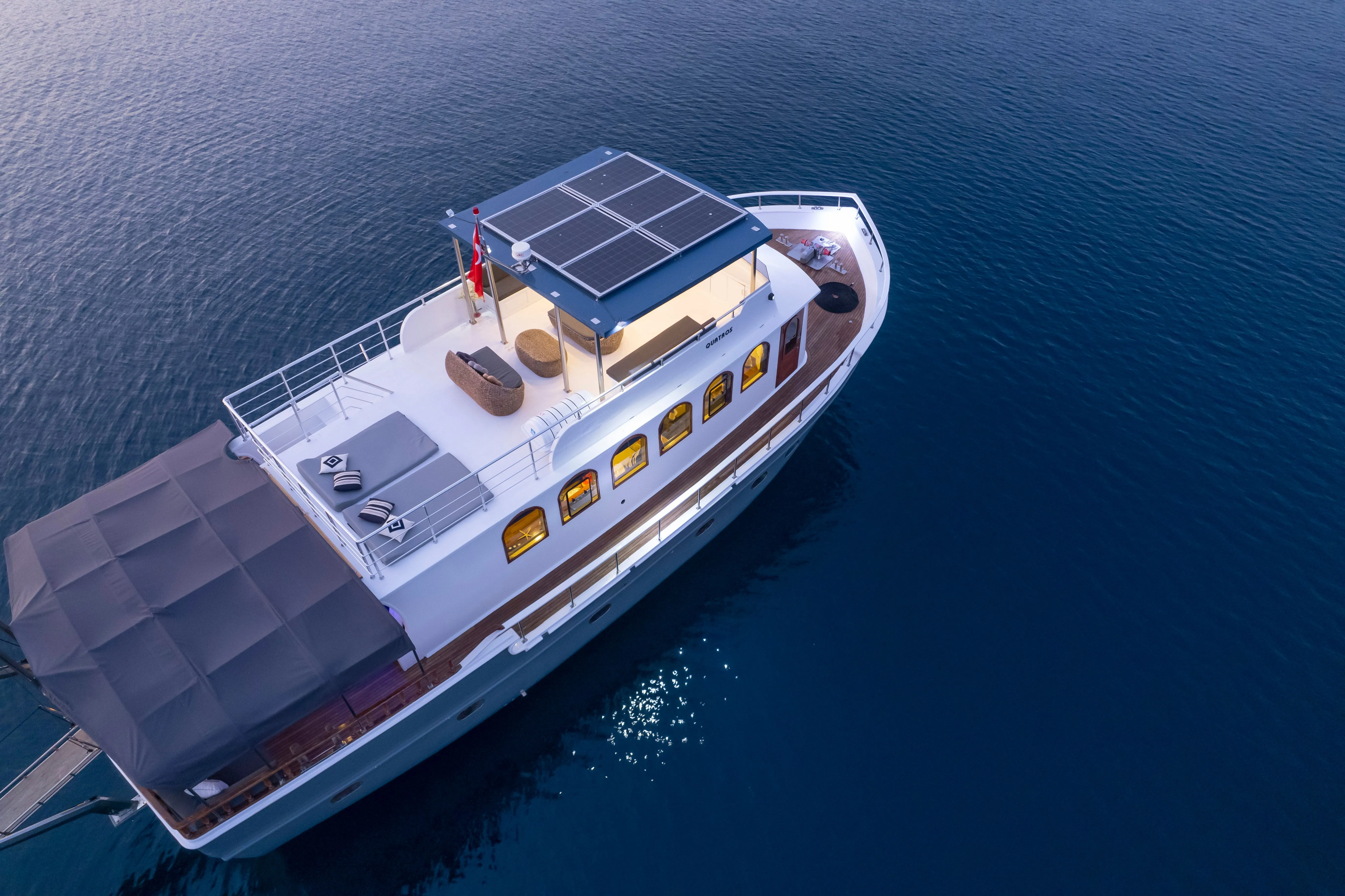 21.3м аренда моторная яхта Trawler 70 в Бодрум - Fotoğraf 2