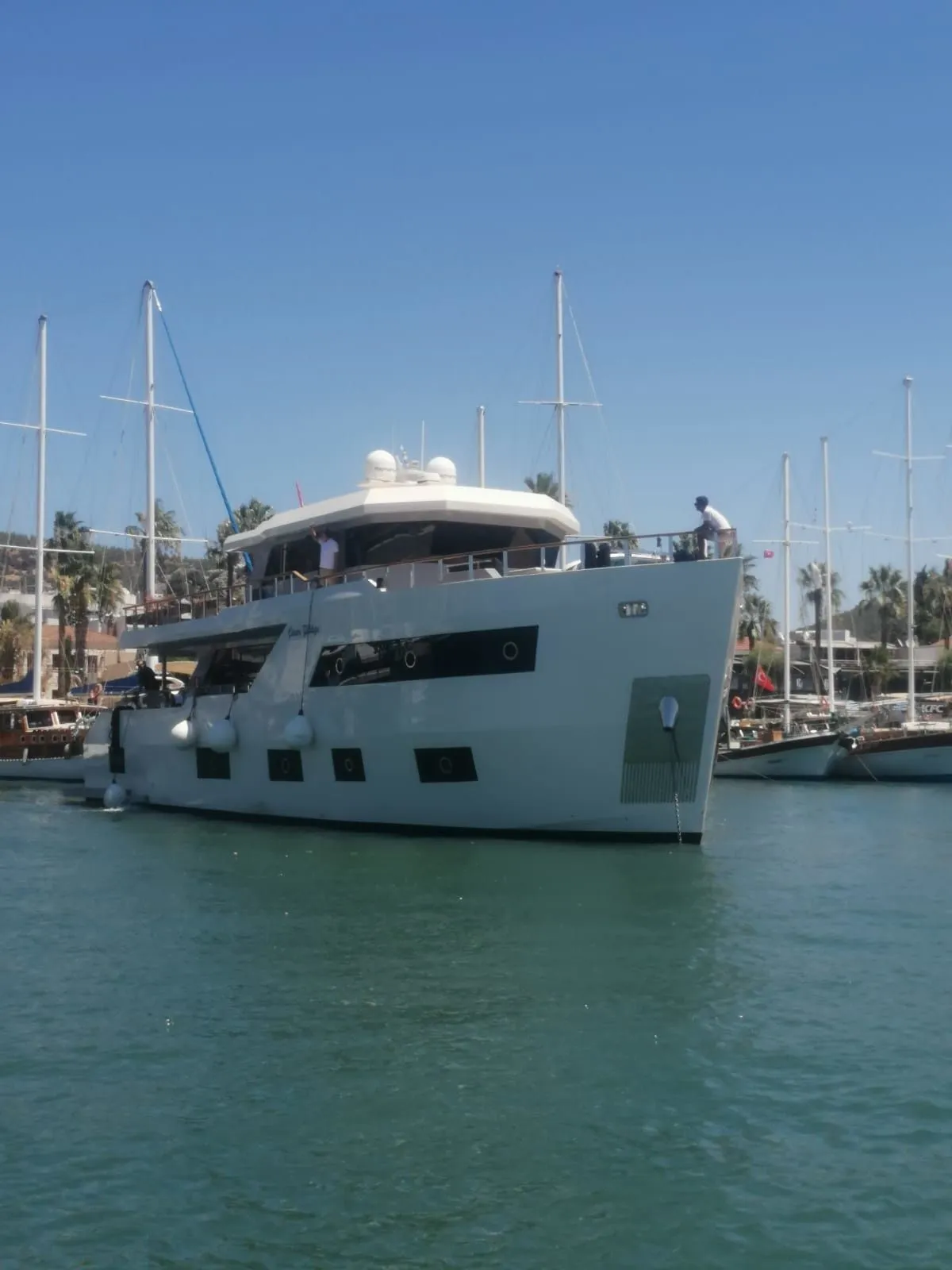 Rent a 30m Trawler 98 in Marmaris - Fotoğraf 3